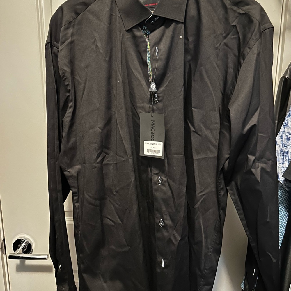Black Tailored Dress Shirt with Classic Collar
